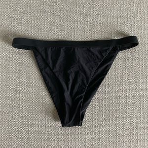 Dippin’ Daisy’s black bikini bottom high leg cheeky medium